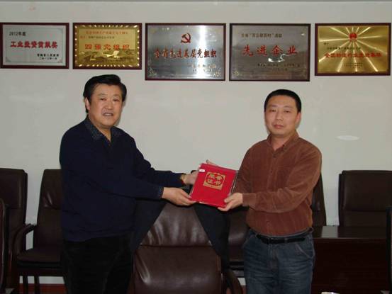 立足本職做貢獻(xiàn)，巾幗建功展風(fēng)采