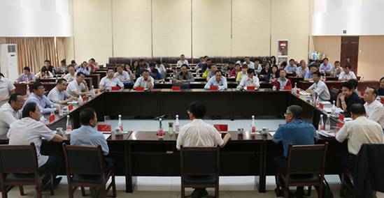 省國資委黨委副書記、副主任陳志忠 在青海物產(chǎn)集團(tuán)講專題黨課