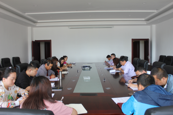 臨空開(kāi)投支部召開(kāi)學(xué)習(xí)宣傳 《中華人民共和國(guó)監(jiān)察法》部署推進(jìn)會(huì)